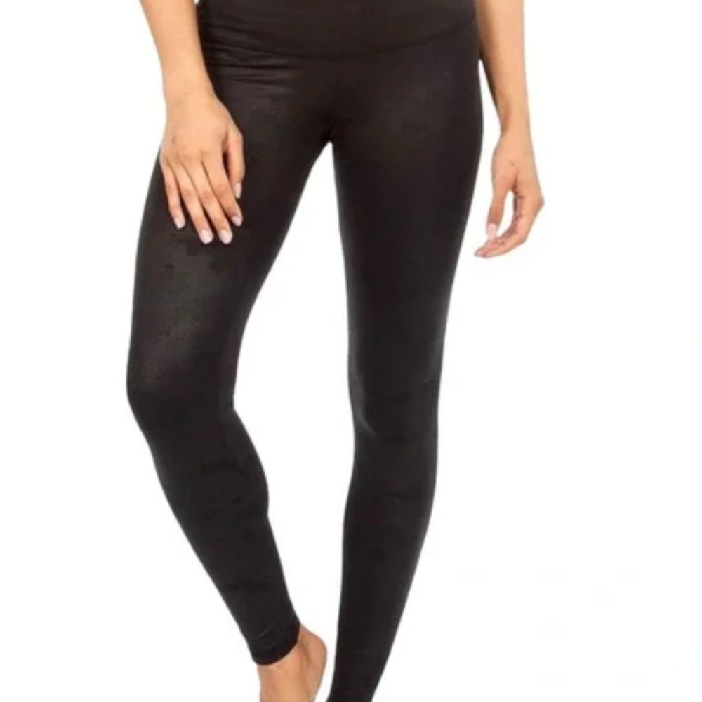 Strut This Teagan Ankle Legging Black Embossed Camo Print